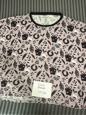 Super soft bamboo lavender spooky Christmas top